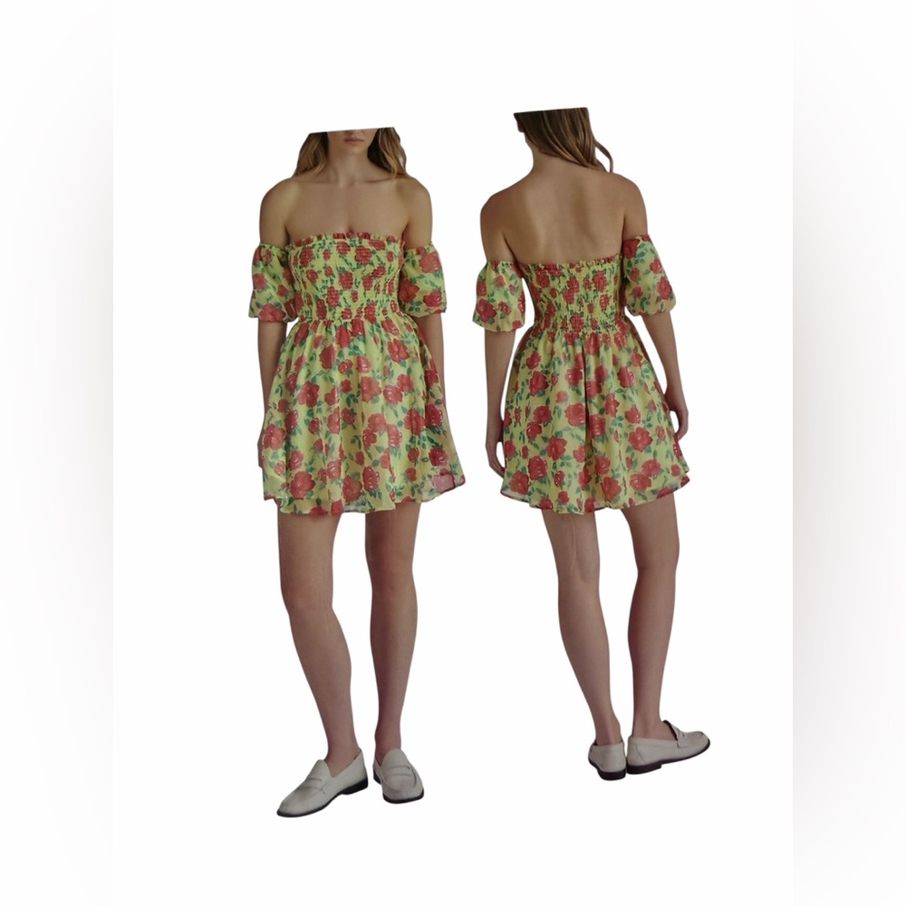 Betsey Johnson Women's Puff Sleeve Floral
Mini Dress Size (NWT) - Picture 6 of 6